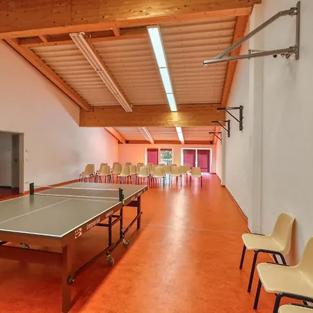 3 Bedroom Lovely In Altenkirchen (Mecklenburg-Vorpommern)
