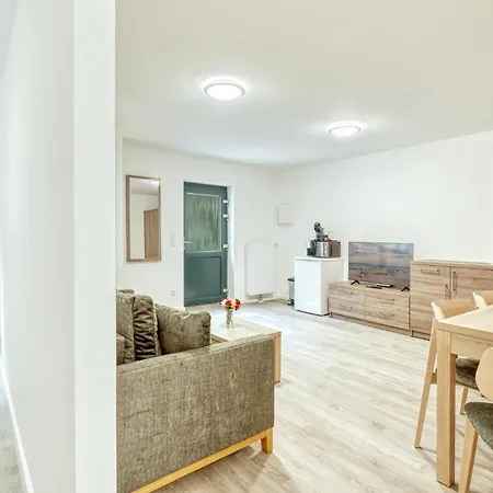 3 Bedroom Lovely In Altenkirchen (Mecklenburg-Vorpommern)