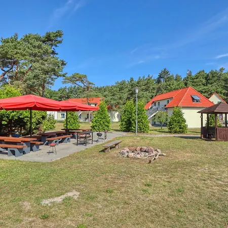 3 Bedroom Lovely In Apartmán Altenkirchen (Mecklenburg-Vorpommern)