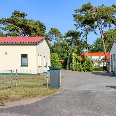 3 Bedroom Lovely In Altenkirchen (Mecklenburg-Vorpommern)